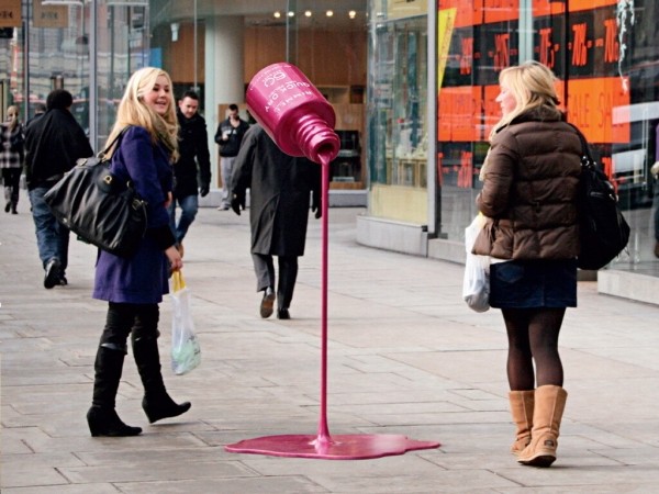 
                    5 преимуществ оффлайн рекламы перед онлайном            