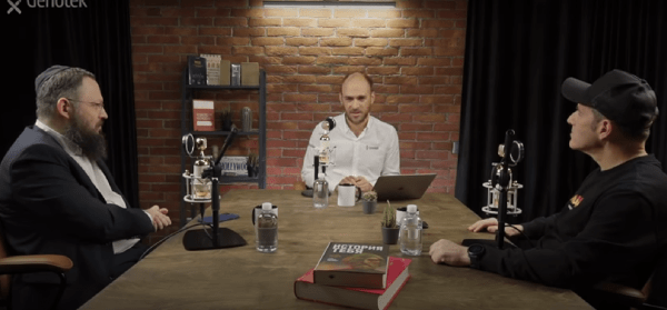 
                    Наука должна быть возбуждающей и сексуальной. 6 мощных кейсов научного промо: СМИ, youtube-шоу, вебинары и коллаборации            