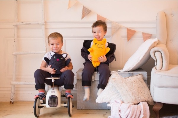 Истерика ребёнка не должна обнулить труд всей команды. Как провести фотосессию для бренда одежды
Истерика ребёнка не должна обнулить труд всей команды. Как провести фотосессию для бренда одежды