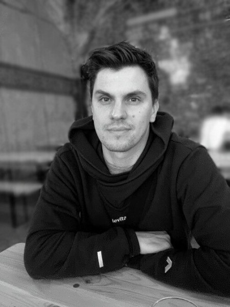 Как правильно «вшивать» ключевой запрос во внешнюю ссылку на Wildberries? Изменяем статистику топ 10 по инструкции             
                    Как правильно «вшивать» ключевой запрос во внешнюю ссылку на Wildberries? Изменяем статистику топ 10 по инструкции