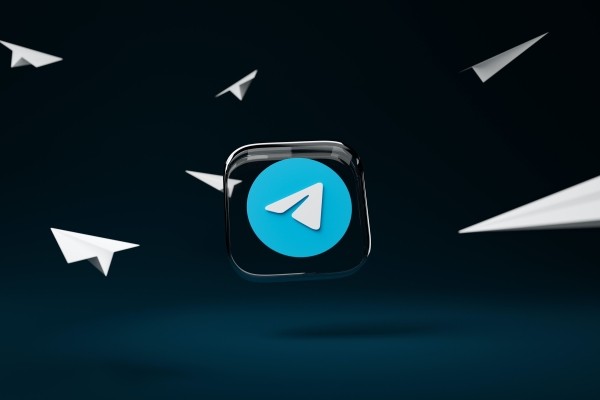Зачем авторы заводят Telegram-каналы?
Зачем авторы заводят Telegram-каналы?