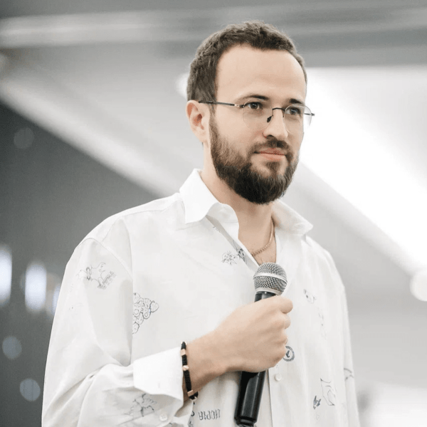 
                    Секрет популярности Михаила Гребенюка, который не понимает даже он сам            