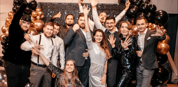 
                    Как создавать digital-продукты, приносящие пользу людям: опыт Notamedia.Agency            