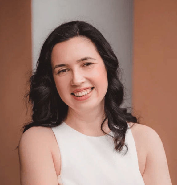 «Будь в брендинге формула успеха, все стали бы красивыми и бессмертными» — Интервью с Еленой Паламарчук из Jekyll&Hyde
«Будь в брендинге формула успеха, все стали бы красивыми и бессмертными» — Интервью с Еленой Паламарчук из Jekyll&Hyde