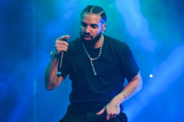 
                    Как Drake перевернул игру интернет торговли            