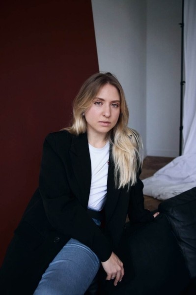 Новый шериф в городе: как нейросети готовят революцию в рекламе             
                    Новый шериф в городе: как нейросети готовят революцию в рекламе