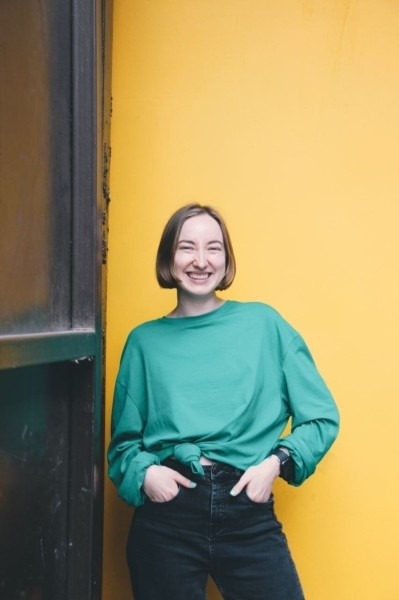 
                    50 оттенков жёлтого: сага про дизайнерский БДСМ со сложным цветом            