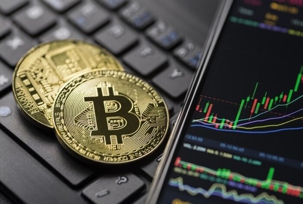 
                    КЕЙС ПО ПРОДВИЖЕНИЮ КРИПТОБИРЖИ            