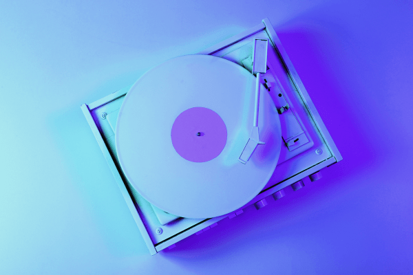 
                    Дизайн обложек винила как вид искусства            