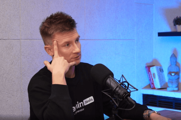 «Дуров не заплатил за рекламу»: Кирилл Руденко (Vitamin.tools) даром толкает Телегу
«Дуров не заплатил за рекламу»: Кирилл Руденко (Vitamin.tools) даром толкает Телегу