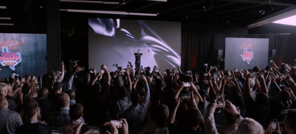 
                    Tesla в Китае выпустила ложку для McFlurry в стиле Cybertruck 

    
        Статьи редакции
            

            