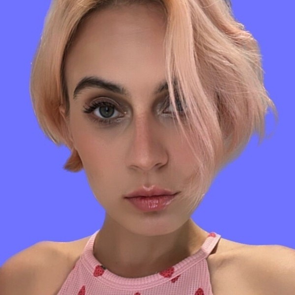 Сончи Уточкина в рубрике «Разговор с архетипом» (Творец). Креативность как ремесло и коммуникация
Сончи Уточкина в рубрике «Разговор с архетипом» (Творец). Креативность как ремесло и коммуникация