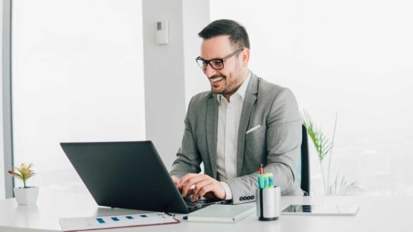 
                    12 советов для повышения эффективности стратегии контент-маркетинга с помощью ChatGPT            