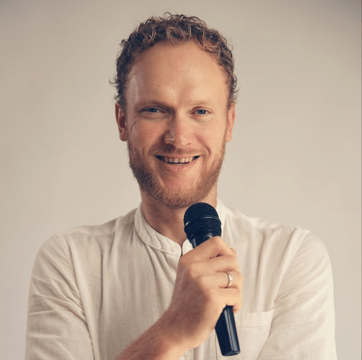 
                    [Кейс-мануал] Школа вокала. Как сделать 522 заявки по 169 руб. 70 коп. через таргет Вконтакте            