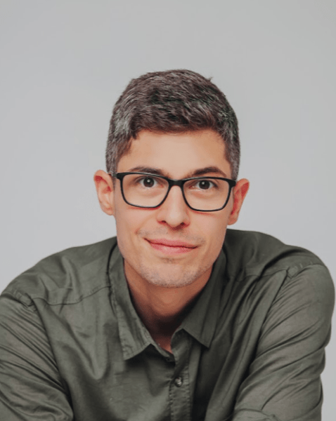 
                    Если вы — накачанный мужчина и по вечерам танцуете в розовом платье перед окном, это не перформанс-маркетинг            