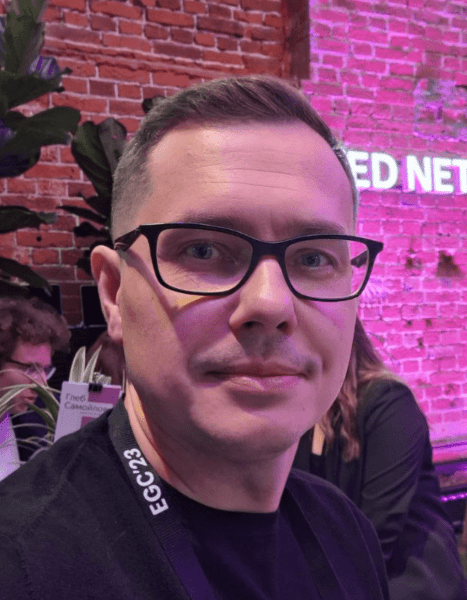 
                    Если вы — накачанный мужчина и по вечерам танцуете в розовом платье перед окном, это не перформанс-маркетинг            