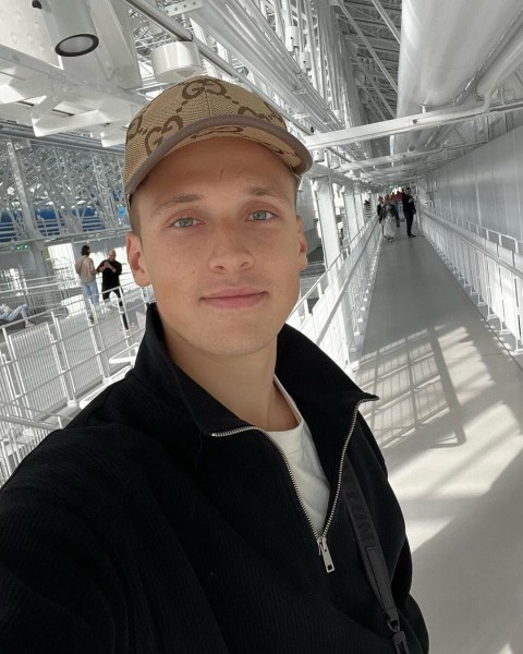 
                    Как отличиться от конкурентов, если все инструменты заняты? 🛠 🏗            