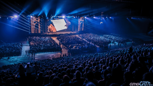 Как компании делают культовые ивенты и зачем оно надо?
Как компании делают культовые ивенты и зачем оно надо?