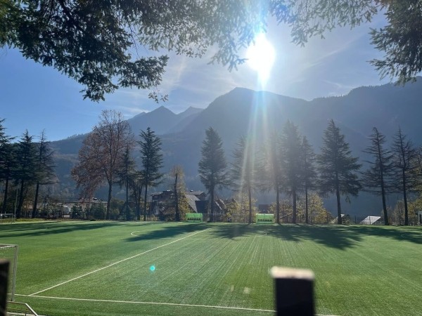 Наиуспешный недоуспех. Как похожие каналы и Яндекс РСЯ вывели Telegram канал ХАТА СНЯТА на орбиту
Наиуспешный недоуспех. Как похожие каналы и Яндекс РСЯ вывели Telegram канал ХАТА СНЯТА на орбиту