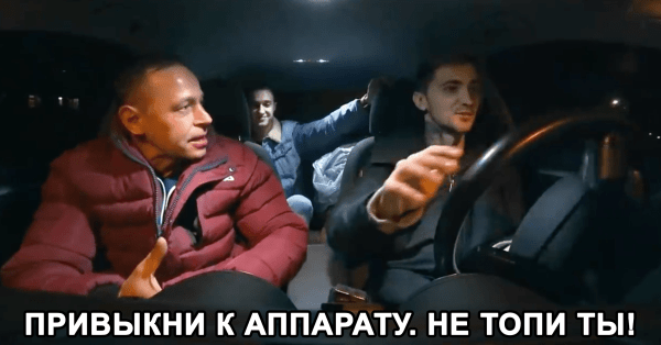 
                    Кейс: чат-бот для сети автошкол с конверсией 45%            