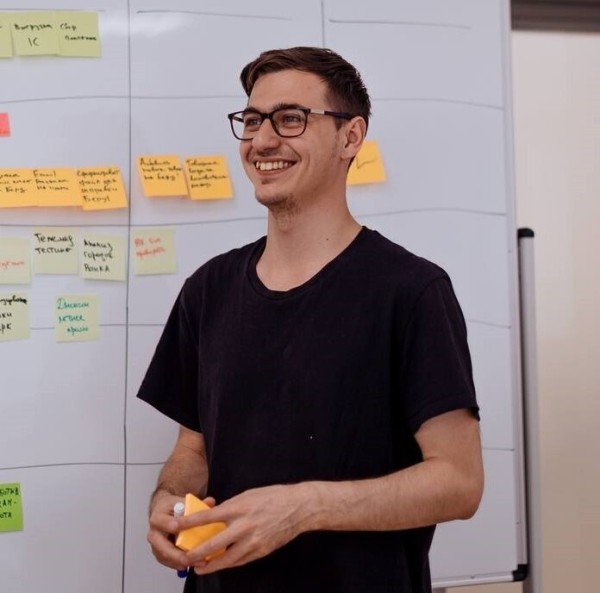 
                    Топ-6 курсов как начать зарабатывать с нуля — обучение арбитражу трафика            