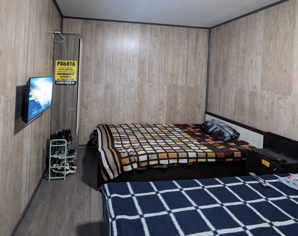 
                    «Это деньги сразу»: владелец крупнейшего аутстаффа Москвы о том, как продавать 1300 рабочих за 4,5 млн ₽ в день            