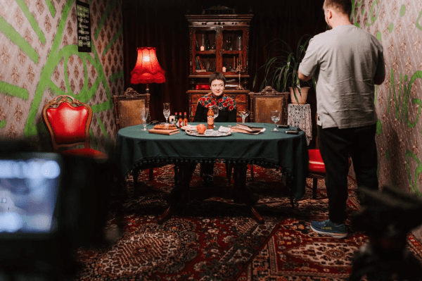 «Тайный орден айтишников»: собрали 2000 человек на ночной IT-конференции за счет черного рынка и промо в стиле масонов             
                    «Тайный орден айтишников»: собрали 2000 человек на ночной IT-конференции за счет черного рынка и промо в стиле масонов