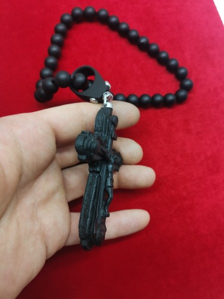 "Перекидные чётки Трампа: символ веры или маркетинговый ход?"
"Перекидные чётки Трампа: символ веры или маркетинговый ход?"