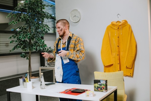 «Мир.Труд.Мобайл»: собрали 1500 разработчиков и дизайнеров из 12 стран на виртуальной даче и перепели Батарейку
«Мир.Труд.Мобайл»: собрали 1500 разработчиков и дизайнеров из 12 стран на виртуальной даче и перепели Батарейку