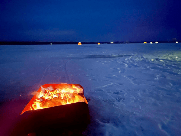 
                    Маркетолог на льду: зимняя рыбалка VS маркетинг!            