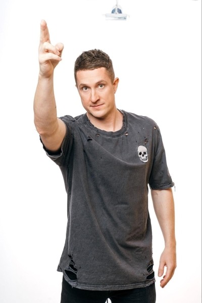 Prodigy Con в «Мутаборе»: как охватить рекламой 1 500 000 фанатов и сделать Sold Out на 1 800 человек             
                    Prodigy Con в «Мутаборе»: как охватить рекламой 1 500 000 фанатов и сделать Sold Out на 1 800 человек