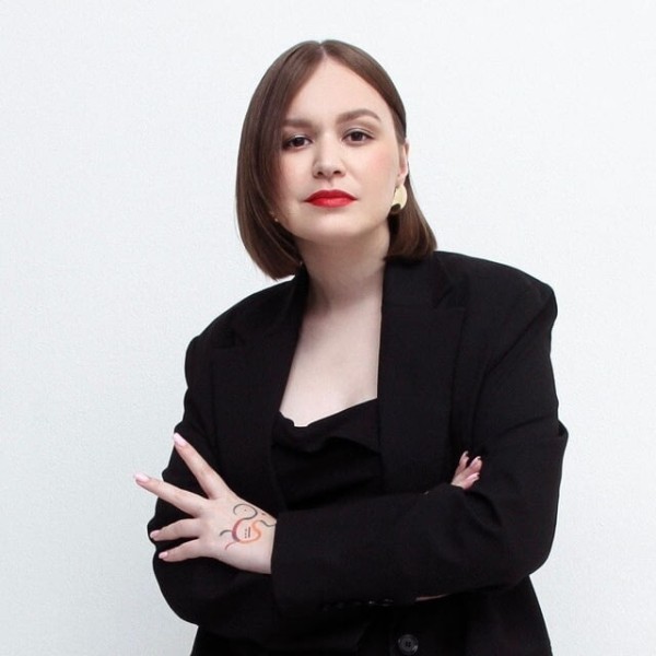 Мы заставляем дизайнеров работать бесплатно два месяца, а они и рады. Рассказываю, как сломать систему
Мы заставляем дизайнеров работать бесплатно два месяца, а они и рады. Рассказываю, как сломать систему