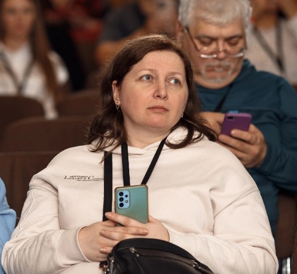 
                    Думайте, в первую очередь, о своих клиентах!            