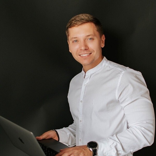 
                    Сколько стоит лид — как настроить систему аналитики, если связка Roistat и CRM не помогла            