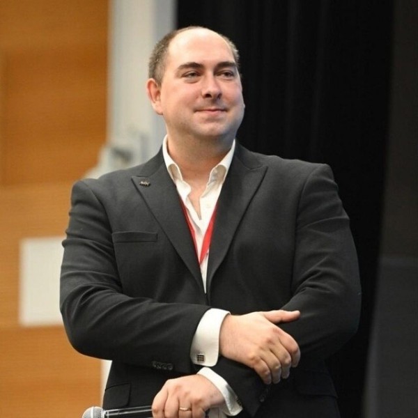 CRM-маркетинг. Превращаем данные в золото
CRM-маркетинг. Превращаем данные в золото