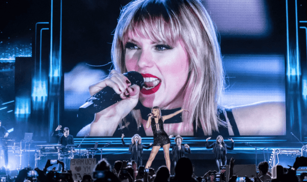 
                    Тейлор Свифт: мастер-класс по построению успешного бренда            