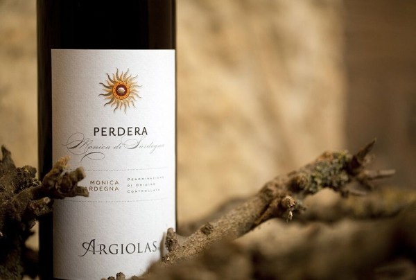 
                    Не каждая «Омода» говорит о моде: подборка брендов, которые странно звучат по-русски            