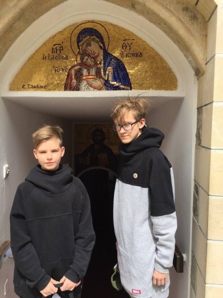 
                    Как я разочаровался в религии и стал маркетологом в Telegram            