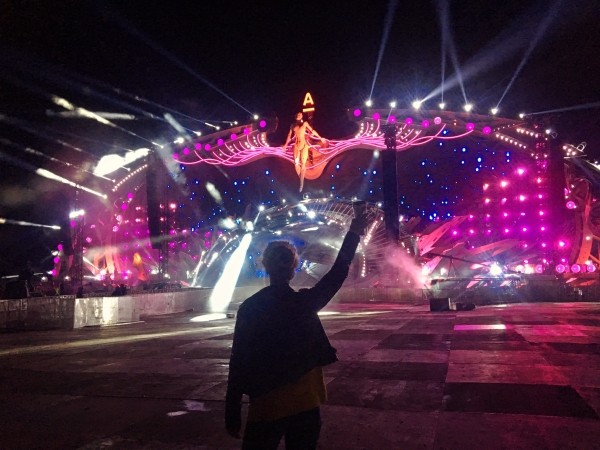 VK FEST и другие летние фестивали: зачем и как организовать участие вашего бренда (и не уволиться)
VK FEST и другие летние фестивали: зачем и как организовать участие вашего бренда (и не уволиться)