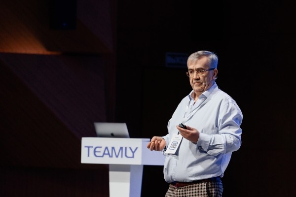 Россияне будут супербогатыми, а маркетинг умрёт. Пересказ доклада известного европейского маркетолога и топ-менеджера
Россияне будут супербогатыми, а маркетинг умрёт. Пересказ доклада известного европейского маркетолога и топ-менеджера